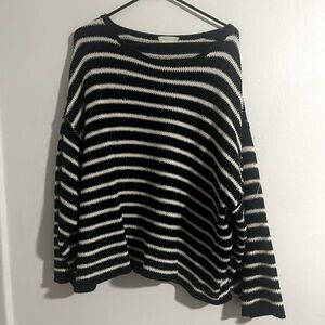 Altar’d State oversized cozy black and white sweater